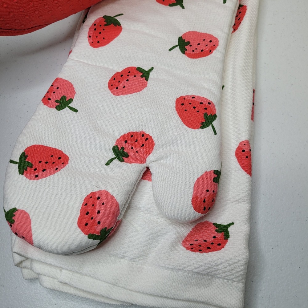 Kate Spade New York Strawberry‎ 3 Piece Kitchen Set Red White Gingham New - Picture 5 of 7